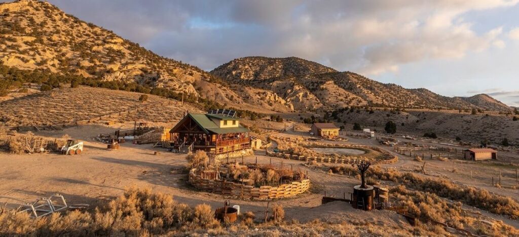 nevada the wild west at its weirdest.jpg